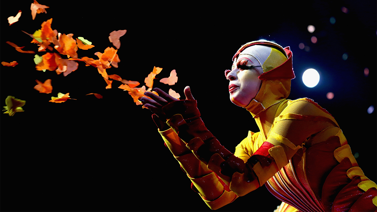 the history of cirque du soleil His origins in the circus began with circus harmony thanks to a of circus harmony performers – and see him off to cirque du soleil +1. the history of cirque du soleil His origins in the circus began with circus harmony thanks to a of circus harmony performers – and see him off to cirque du soleil +1.